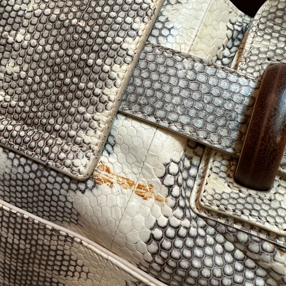 Authentic Salvatore Ferragamo Huge Apollonia Gray & Cream Bag - Picture 7 of 10